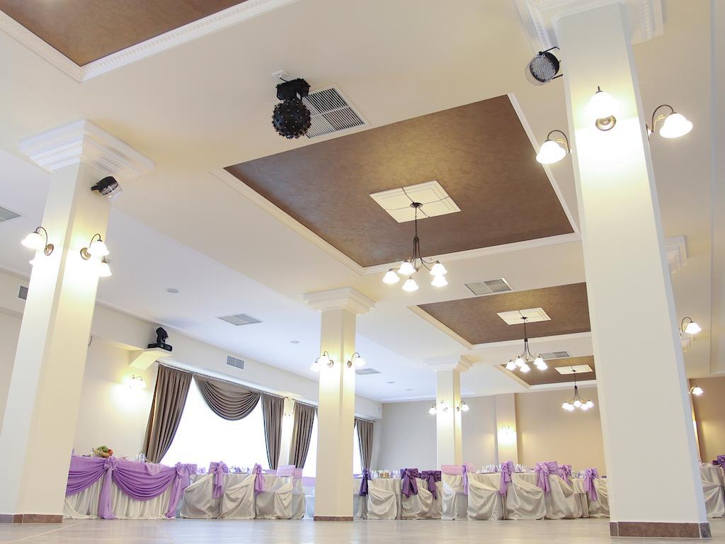 Hotel Dusan si Fiul Resita Nord Bagian luar foto